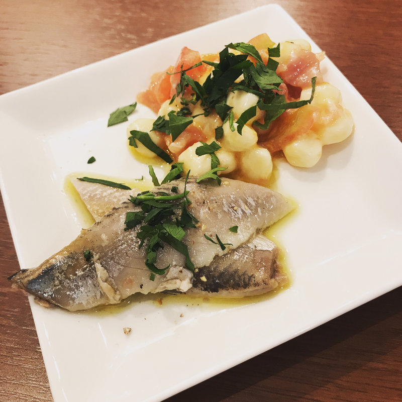 イワシのマリネ＆モッツァレラのサラダ(ティアブランカ)