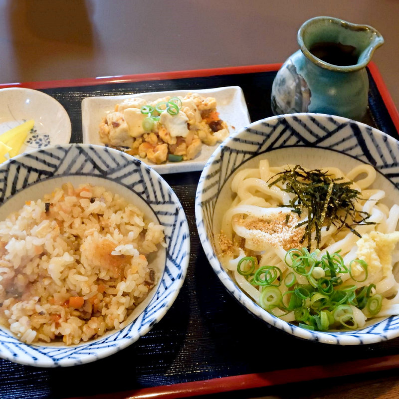 うどん定食(ぶっかけうどん大円)