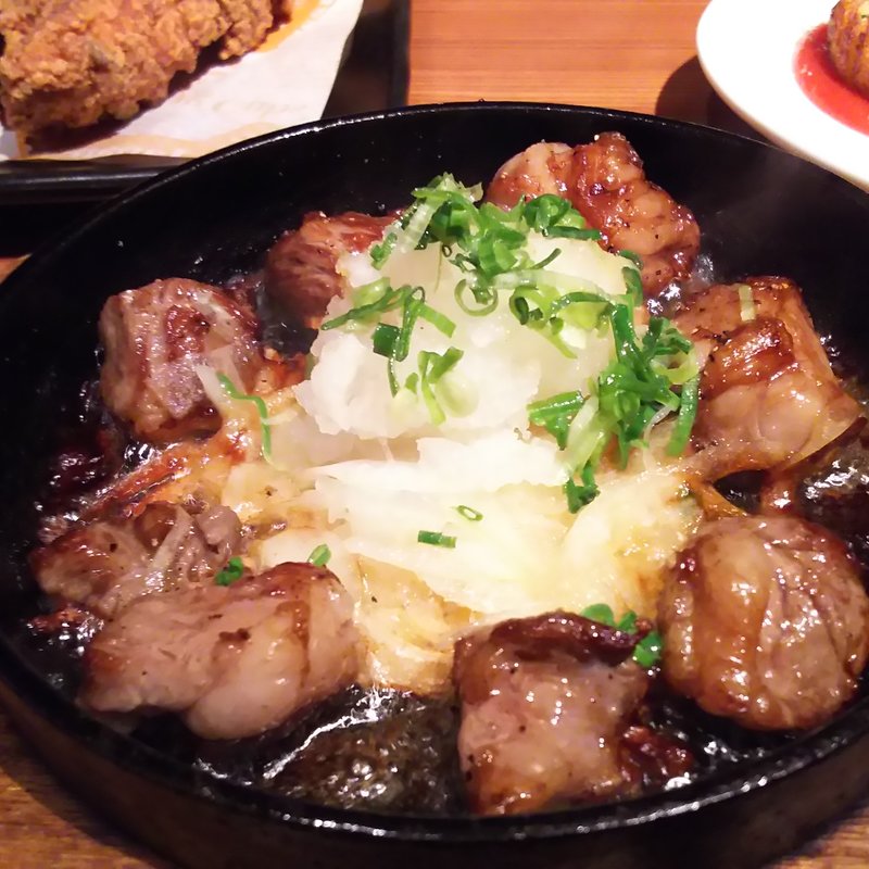 熱々!牛サイコロステーキ(和民 大鳥居店 （わたみ）)