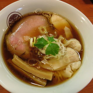 鶏醤油らぁ麺+自家製ワンタン（3個）　(らぁ麺 とうひち )
