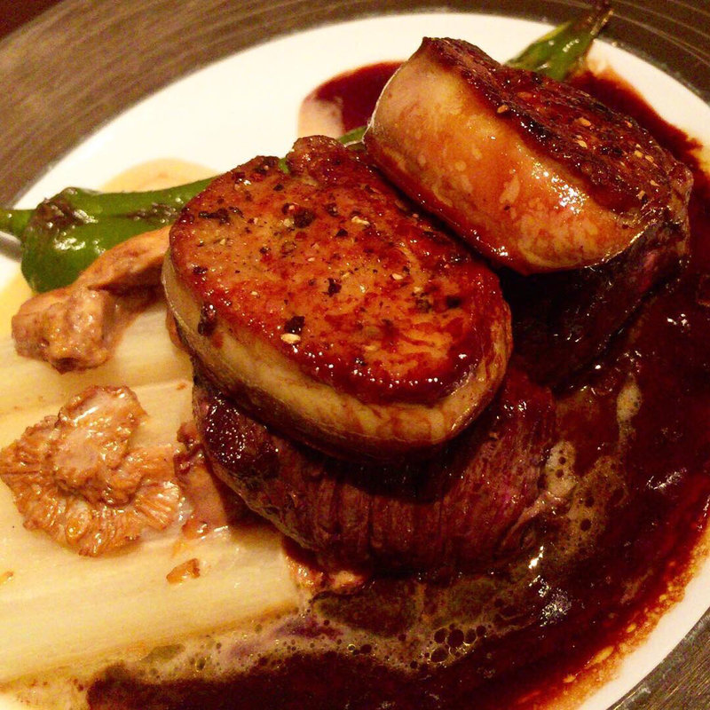 フィレとフォアグラの重ね焼き(トラットリア コルポ デラ ストレーガ)