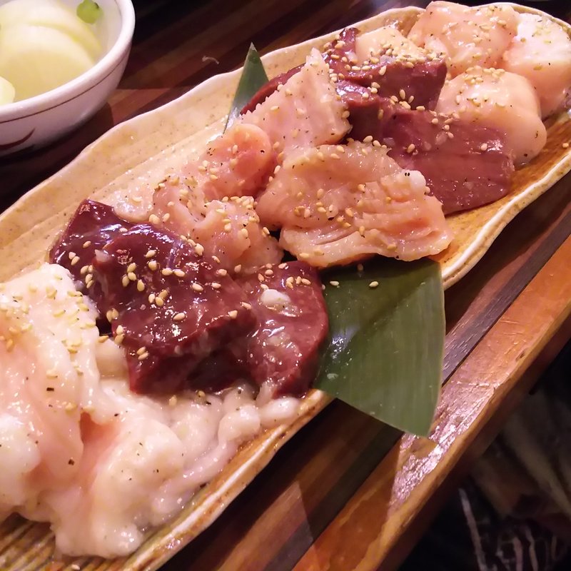 牛ホルモン5種盛り(韓の台所 鶴見店)