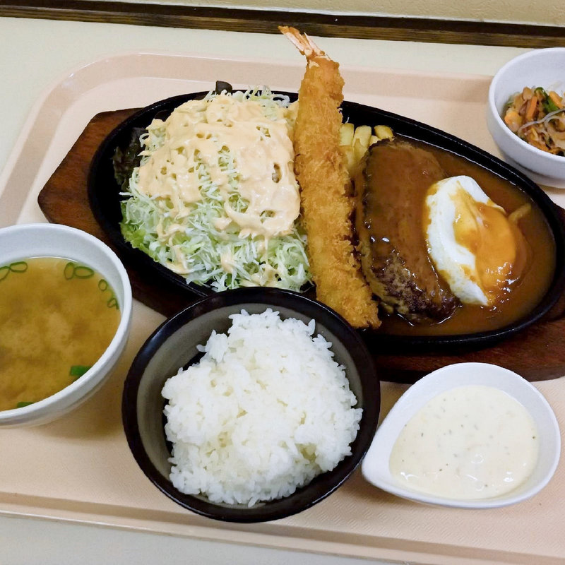 鉄板えびバーグ定食(まんぷく亭 )