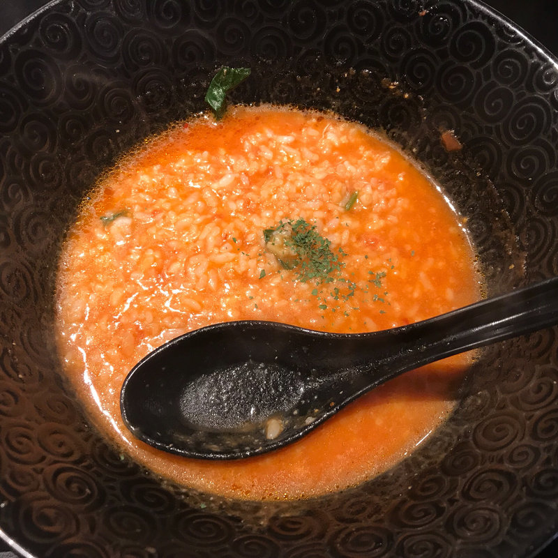 シメのチーズリゾット(元祖トマトラーメンと辛麺と元祖トマトもつ鍋 三味(333) 十日えびす店)