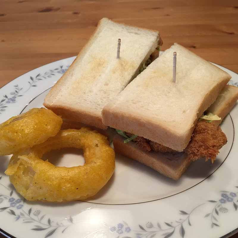 あげたてカツサンド(みかく堂)