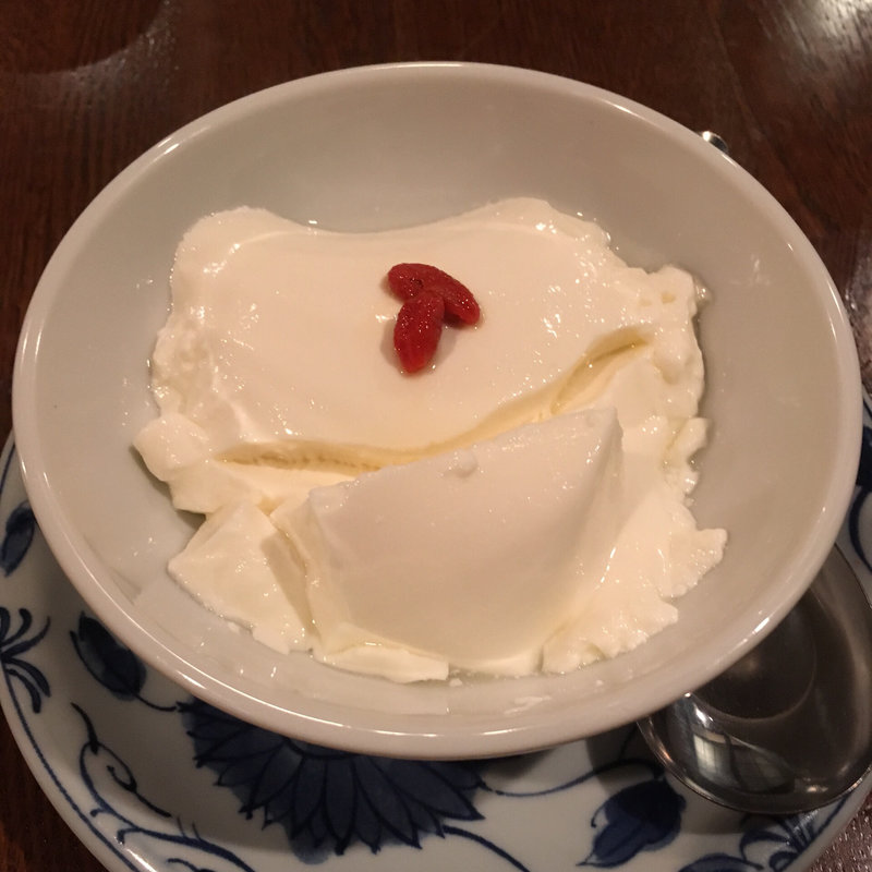 杏仁豆腐(餃子と中国家庭料理 老虎荘)