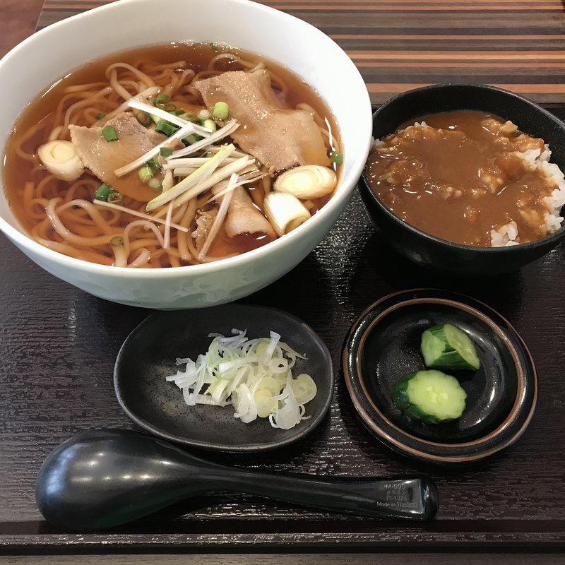 肉うどんセット（カレー丼）(山膳 )