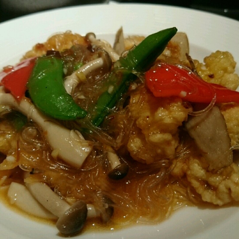 ふぐと春雨のXO醤炒め(廣東料理民生 ヒルトンプラザ ウエスト店)