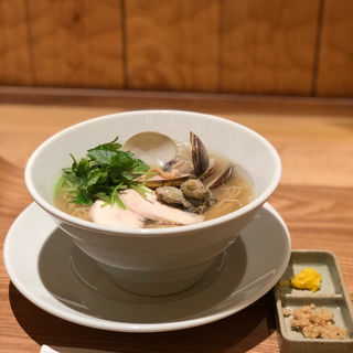 蛤と牡蠣 汐SOBA(銀座 篝 ルクア大阪店)