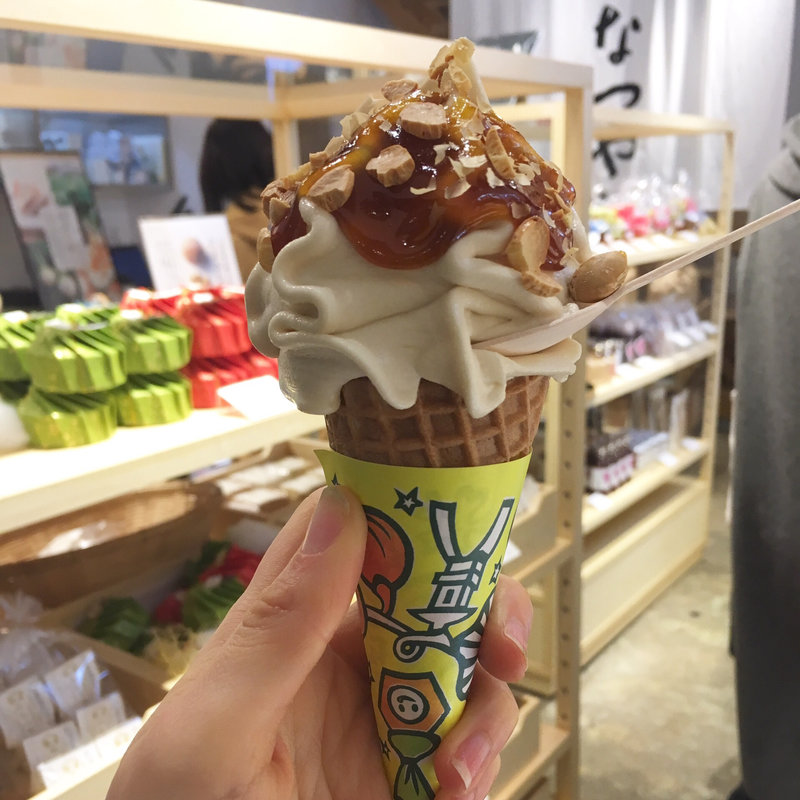 じろあめソフトクリーム　加賀野菜　打木かぼちゃ(たなつや)