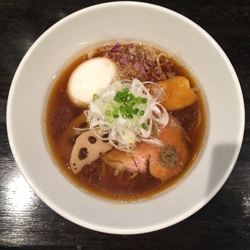 醤油Noodle(ヌードル カレッジ シロクロ)