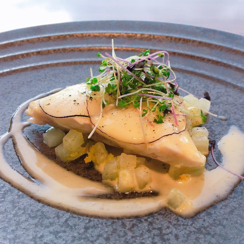 鯛のア・ラ・ヴァブール ブールブランソース 柚子の香り(サザンコート （Southern Court）)