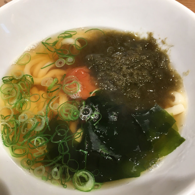 紀州梅わか昆布うどん(本町製麺所 天の上 JR新大阪店)