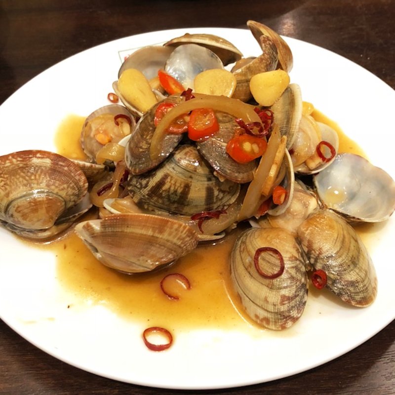 あさりとニンニクのピリ辛炒め(関内 自家製餃子食べ放題 翠葉本店)