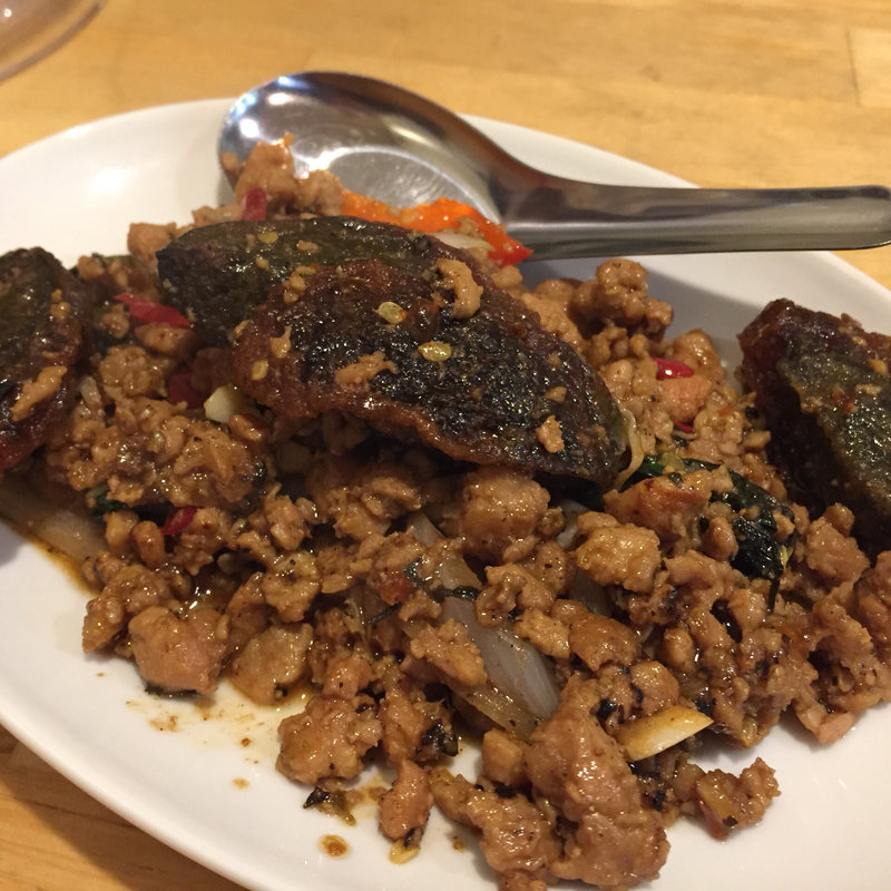 ピータンのバジル炒め(クルア チャオプラヤー)