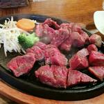 ブロックステーキ200g(Grilled Meat Bal Taiju 西新宿店)
