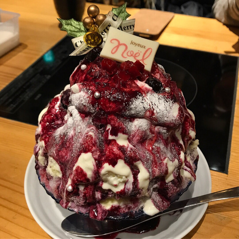 クリスマスかき氷(まめ茶和ん)