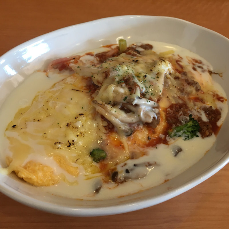 ラザニア風チーズ焼きオムライス Lサイズ(オムヒコ （OMUHICO）)
