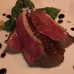 ハンガリー産鴨肉の低温ロースト 