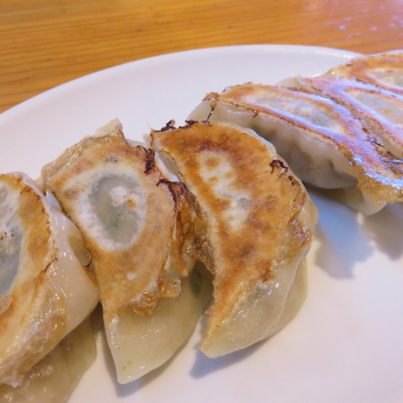 餃子6個(餃子 一鉄（いってつ）)