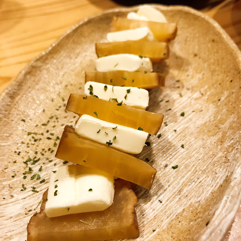 いぶりがっこチーズ(博多天ぷら ながおか)