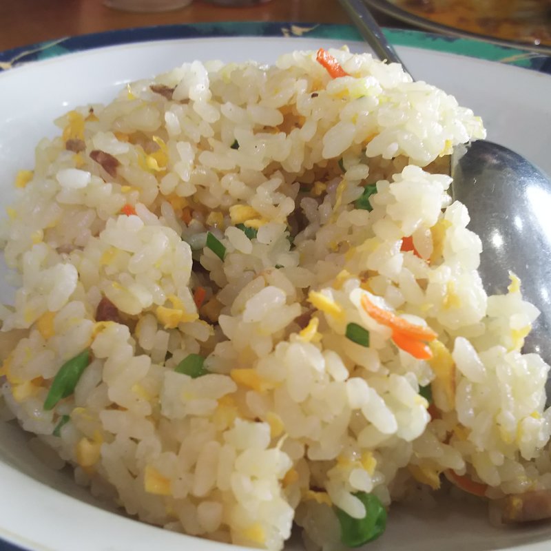五目チャーハン(中国家庭料理金春新館)