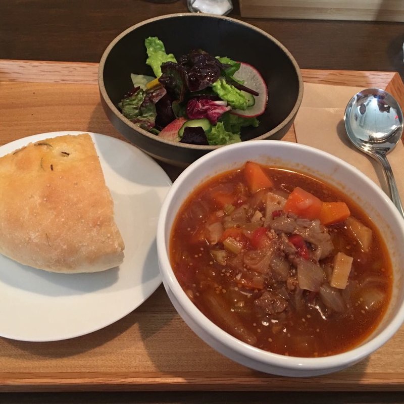 ガーデン牛すじ煮込み (ランチセット)(ガーデンオブジョイキッチン)