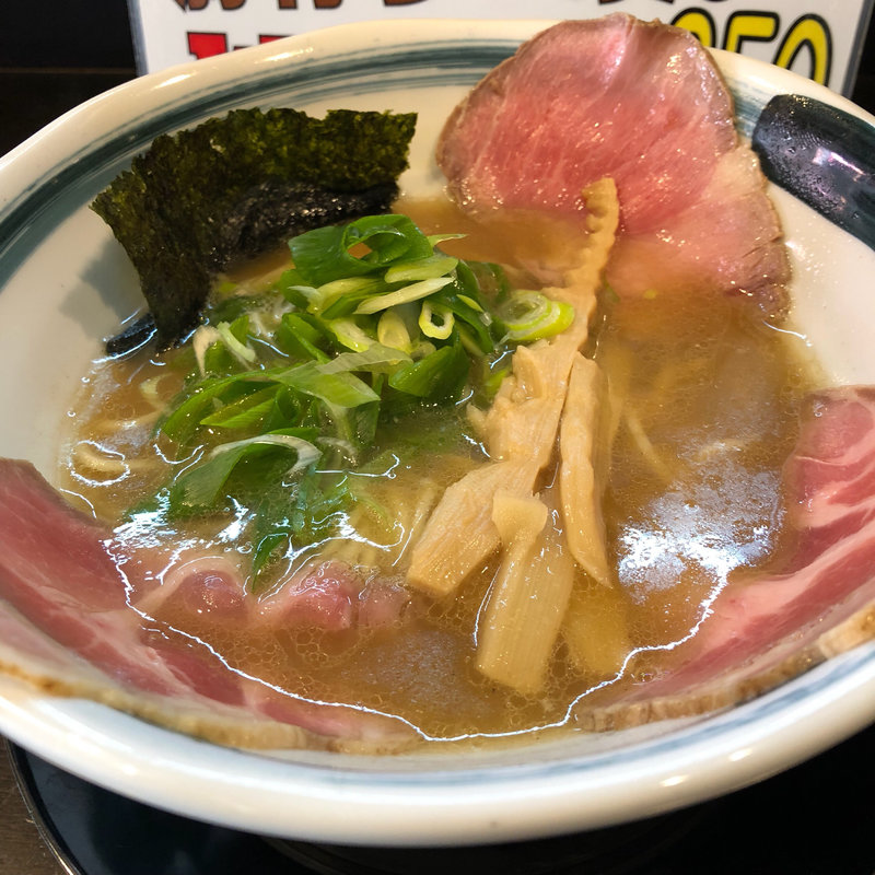 煮干し豚骨らーめん(麺匠 Ｊａｚｚ)