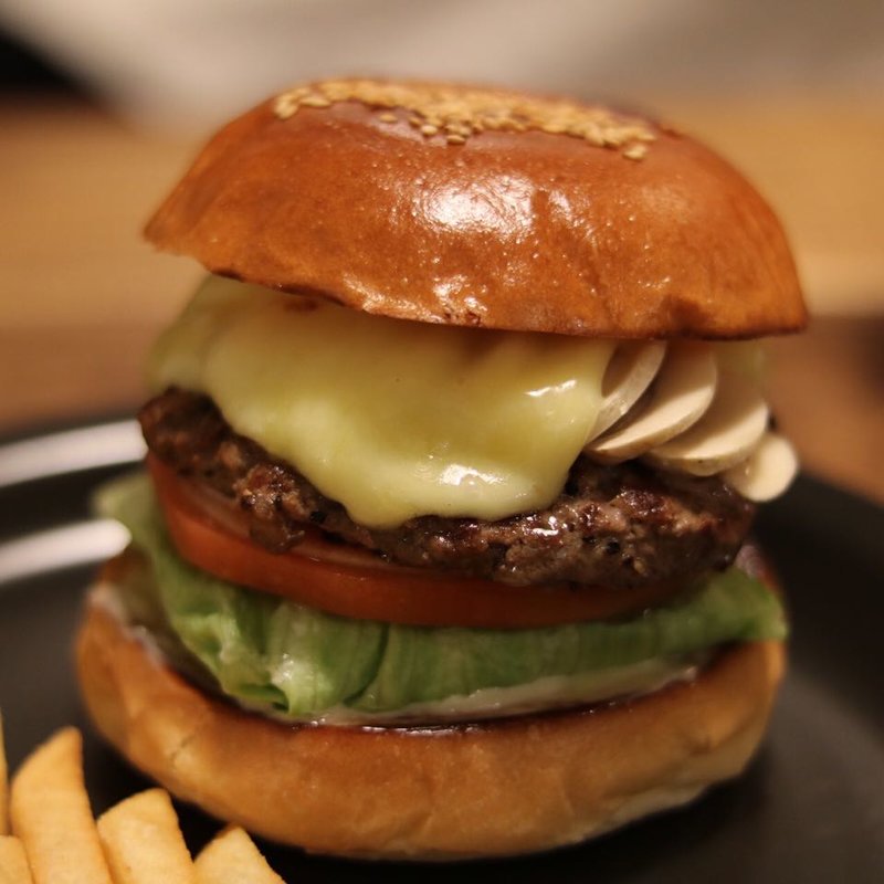 モッツァレラマッシュルームバーガー(レッズ （REDS’）)