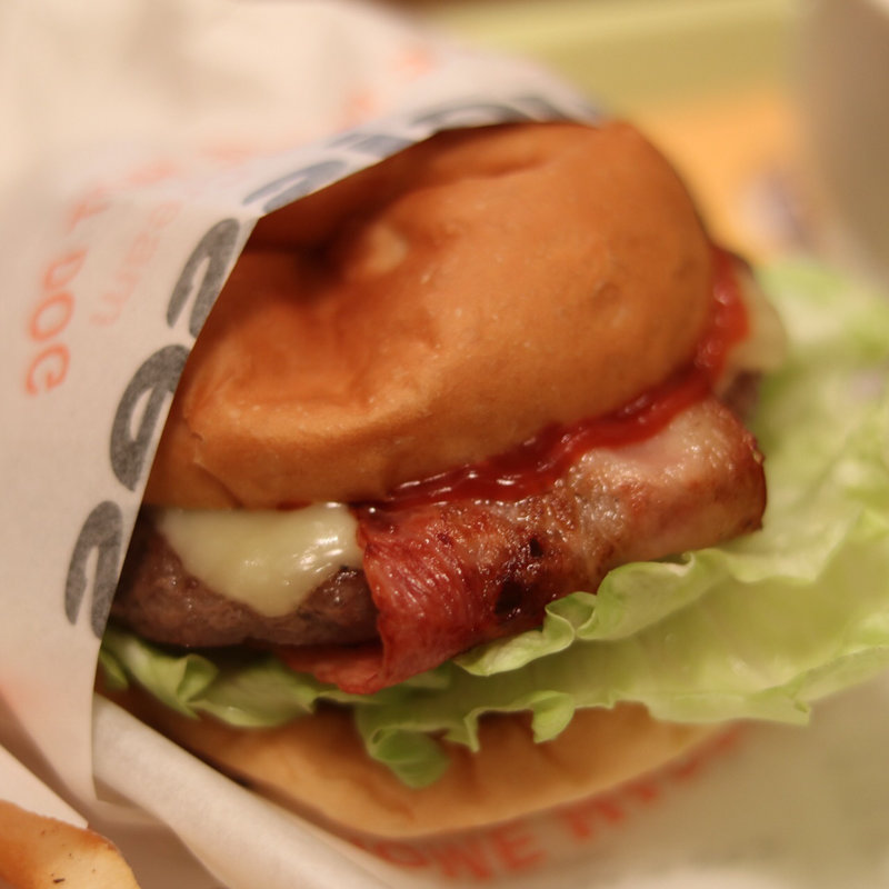 RICH ベーコン&チーズ(ソーシーズ)