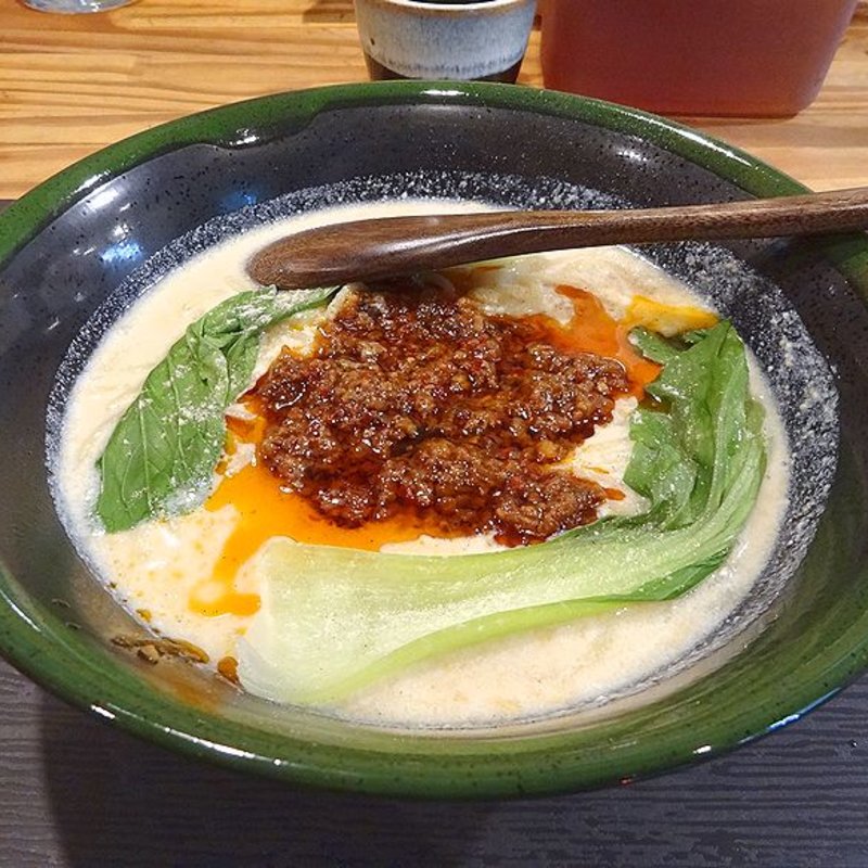 豆乳担々ラーメン(自由本舗 はなひこ)