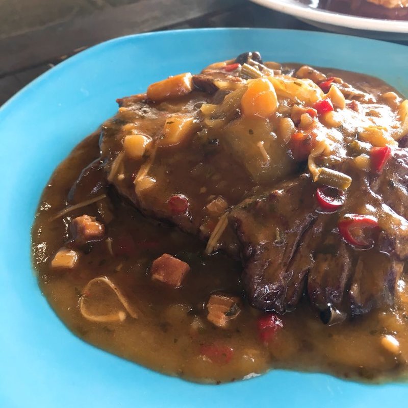 牛ハラミのステーキ ディアブルソース(トキオプラージュ・ルナティック  （Lunatique TokioPlage）)