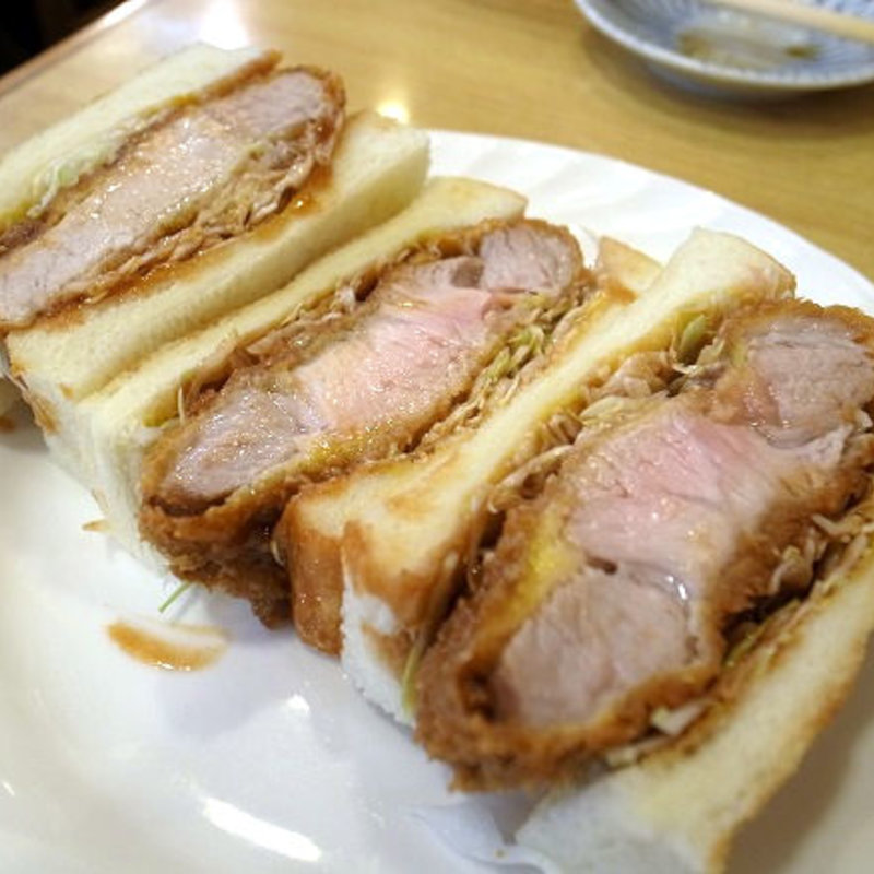 ロースカツサンド(わくい亭)