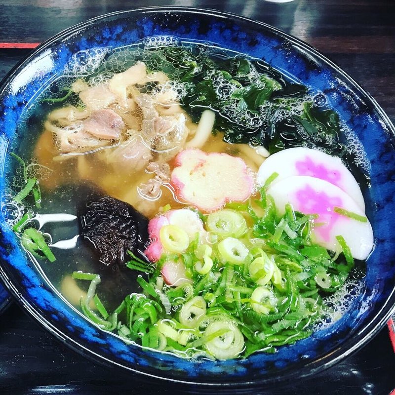 おかめうどん・そば・細麺(資さんうどん 志免町店)