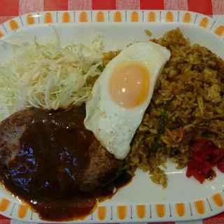 ハンバーグドライカレー(キッチンニュー早苗)