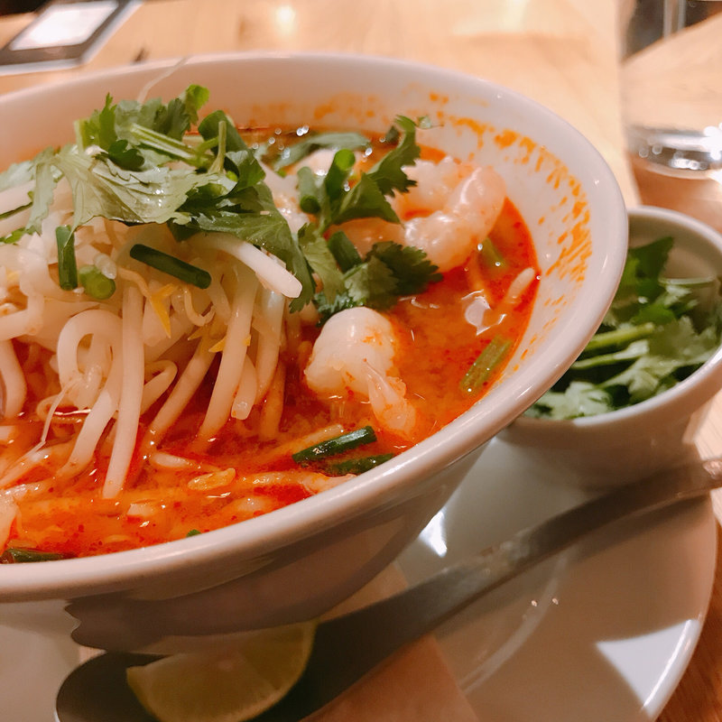 トムヤムヌードル(マンゴツリーカフェ新宿)