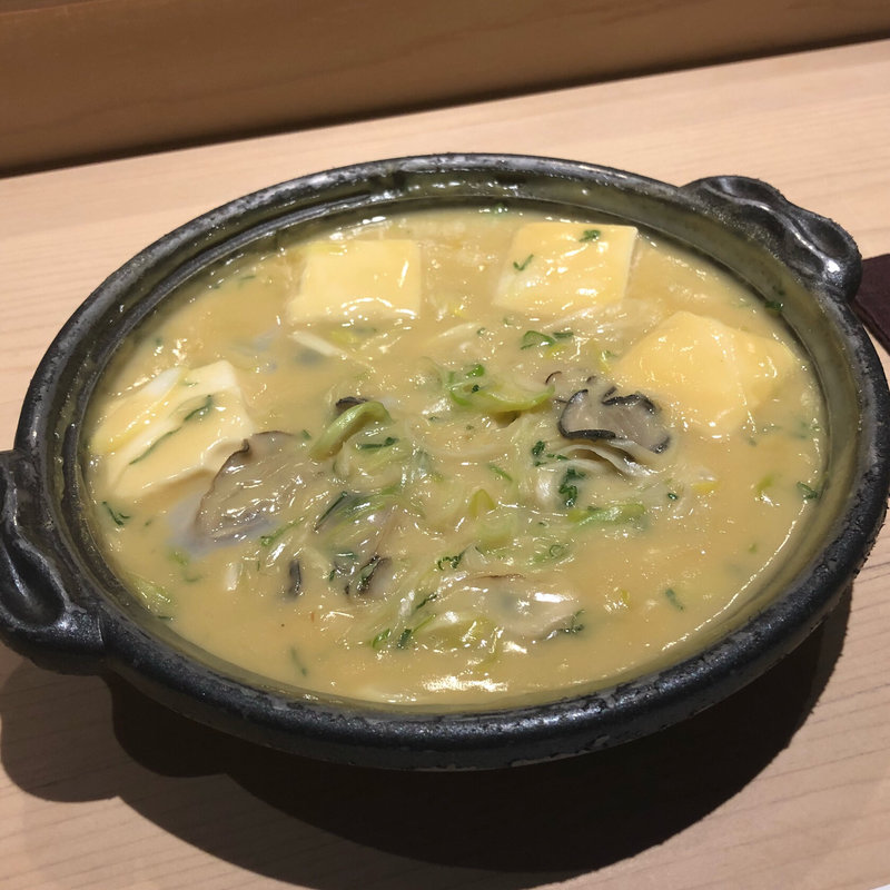 牡蠣土手鍋(食彩酒粋へいぞう )