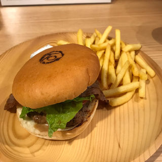 森の京都バーガーセット  (祇園石屋)
