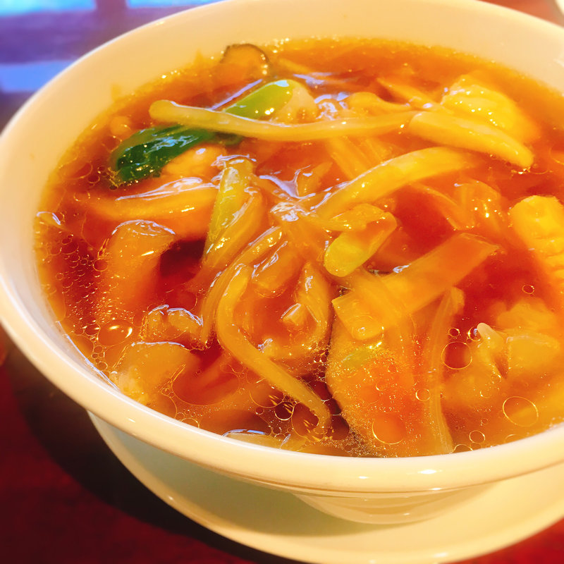 フカヒレ煮込み汁そば(頤和園 京橋店)