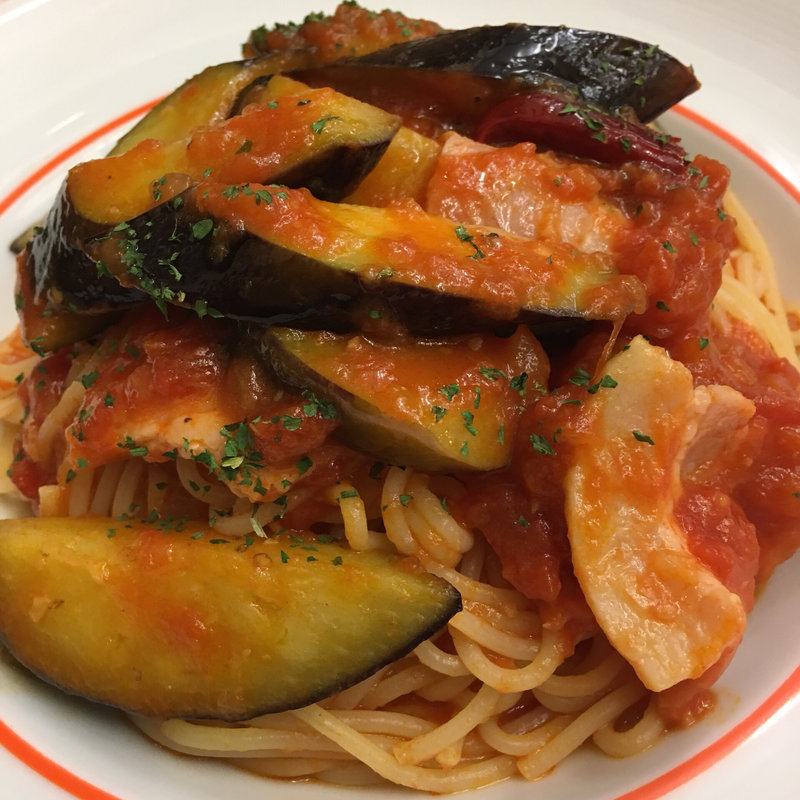 なすとほうれん草ベーコンのトマトソース(スパゲッティ食堂ドナ 川崎ダイス店 )