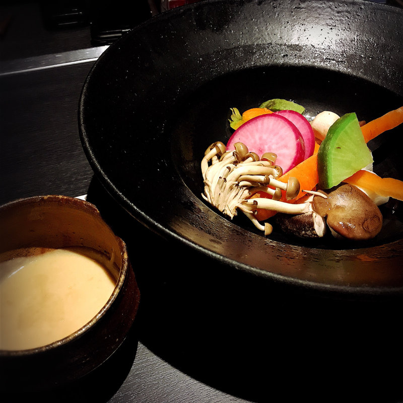 温野菜のバーニャカウダ(伊勢海老 眞か（SHINKA）)