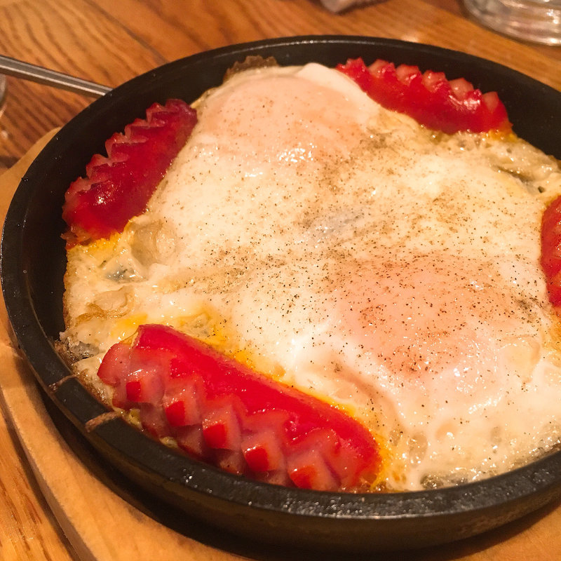 ウインナーエッグ(博多うどん酒場 イチカバチカ恵比寿店)