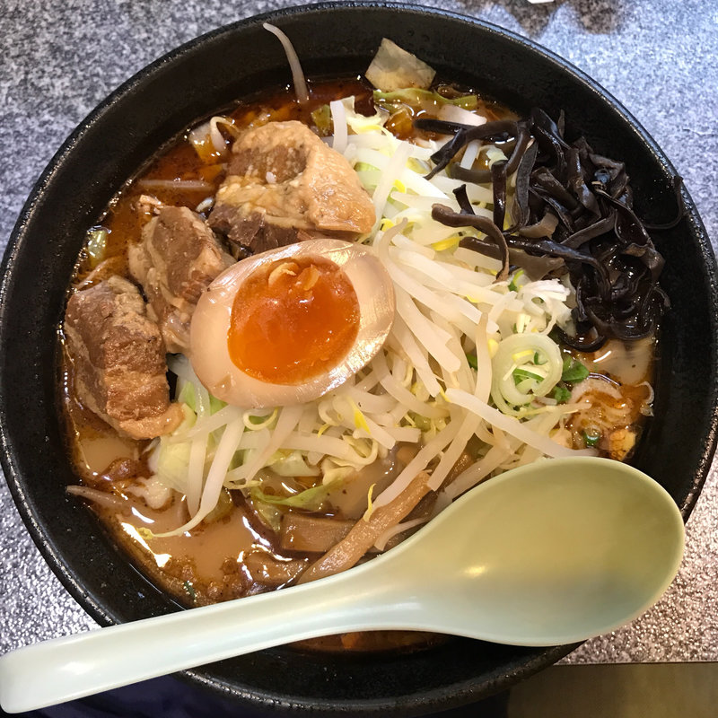 とんからコーロー麺(山水亭 （さんすいてい）)