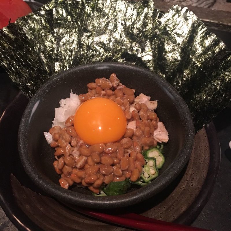 ばくだん納豆海苔巻き(青山 鶏味座 本店)