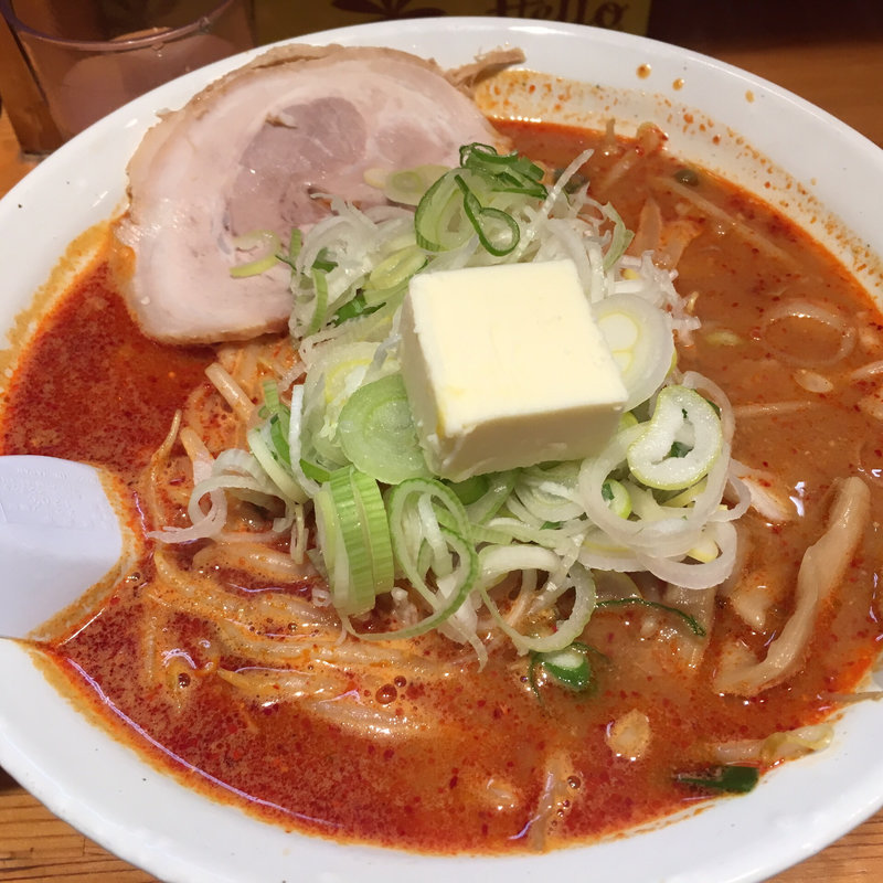 辛味噌ラーメン、バタートッピング