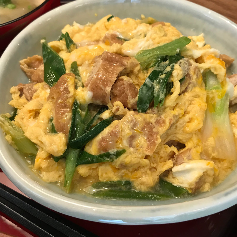衣笠丼(ファーバル薬局カフェ)