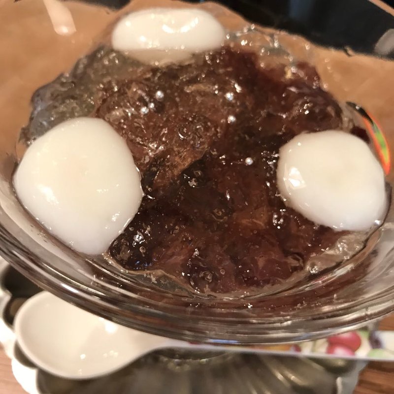 冷たい白玉ぜんざい(ファーバル薬局カフェ)