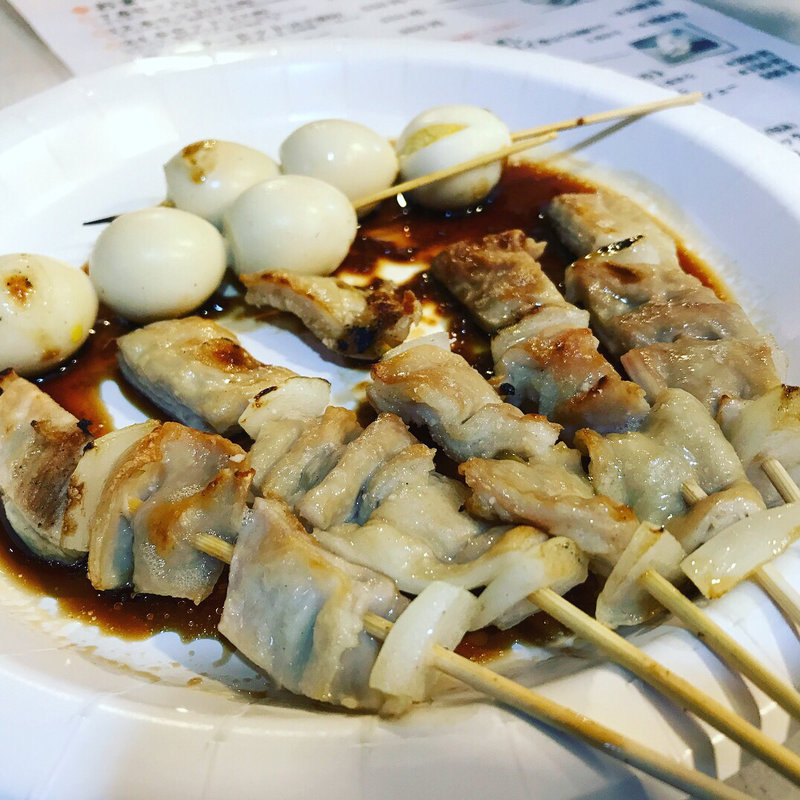 焼き鳥セット（しろ・うずら）(焼鳥・ラーメン 花山)