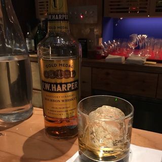 I.W.HARPER GOLD MEDAL(GINZA MUSIC BAR)