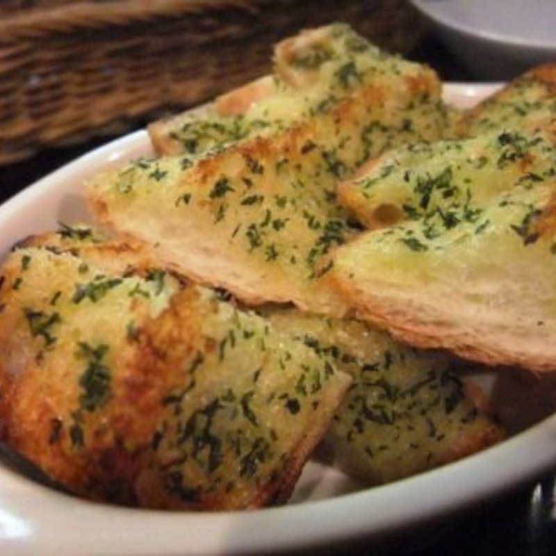 ガーリックトースト(明ごころ本店 洋食店)